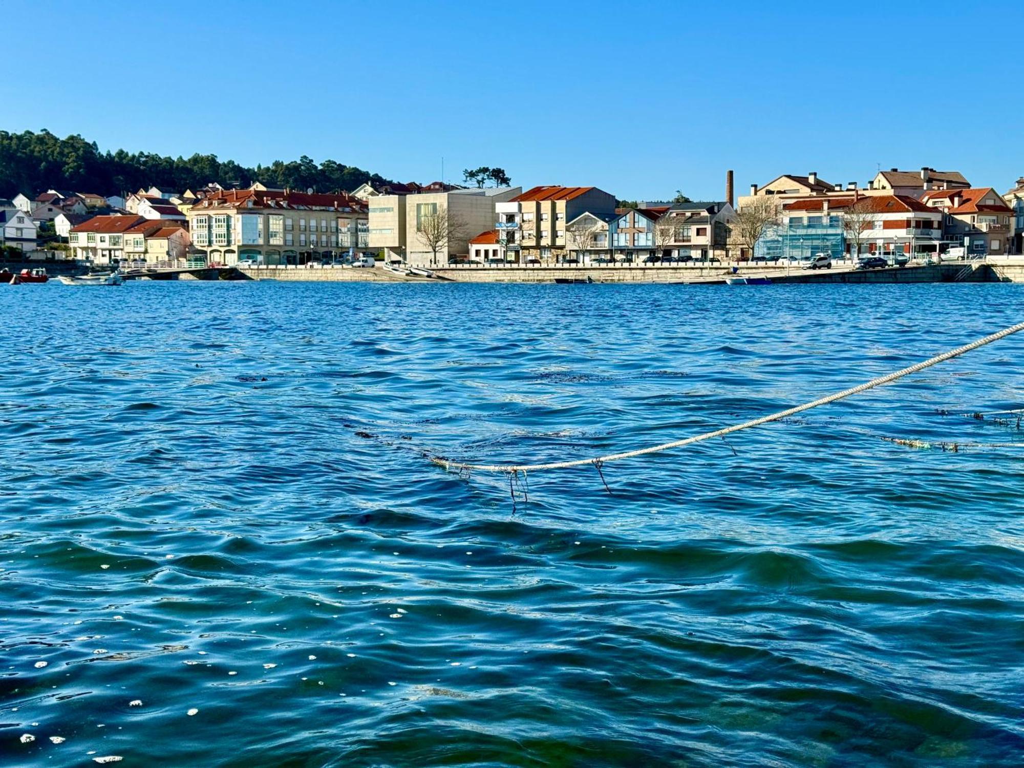 Apartamento Paseo Maritimo-A Illa De Arousa Bagian luar foto